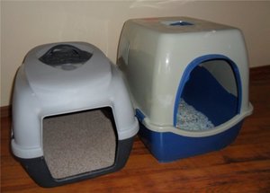 Закрытый туалет домик